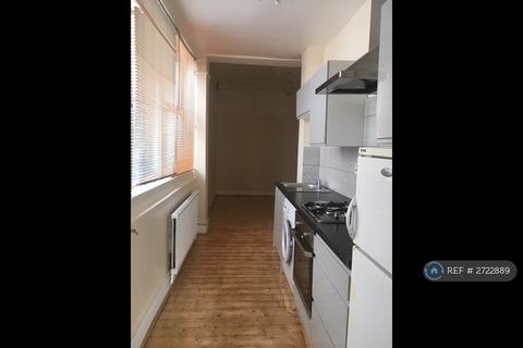 2 bedroom flat to rent, Buckleigh Road, Streatham, SW16