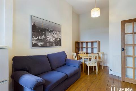 1 bedroom apartment to rent, Polwarth Crescent, Polwarth, Edinburgh, EH11