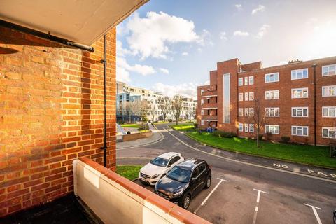 undefined, Neckinger Estate, Rotherhithe, London, SE16