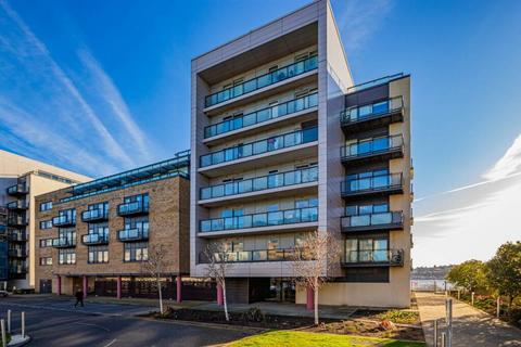 undefined, Ferry Court, Cardiff CF11