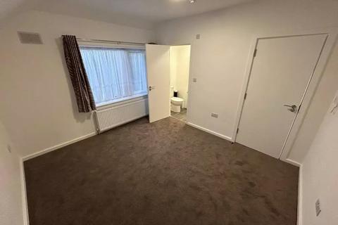 1 bedroom in a house share to rent, Oakington Avenue, Wembley, HA9
