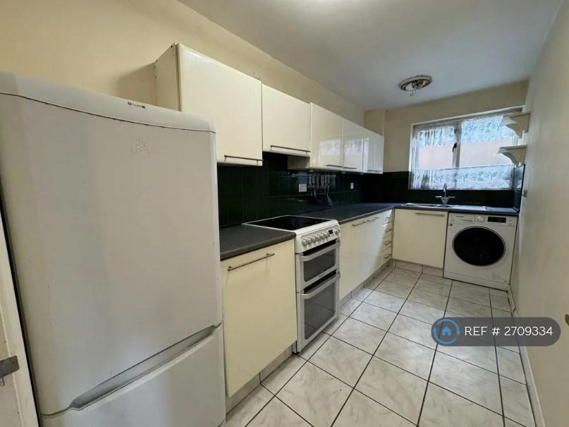 Kitchen View2