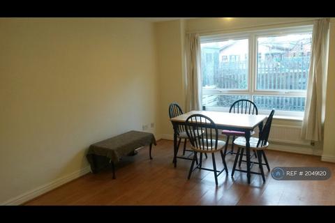 2 bedroom flat to rent, Welton Grove, Leeds, LS6