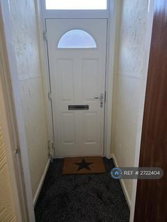 2 bedroom terraced house to rent, Liverpool Road, Platt Bridge, Wigan, WN2