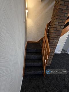 2 bedroom terraced house to rent, Liverpool Road, Platt Bridge, Wigan, WN2