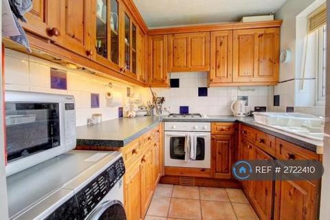 undefined, Balmoral Way, Basingstoke, RG22