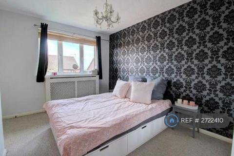 undefined, Balmoral Way, Basingstoke, RG22