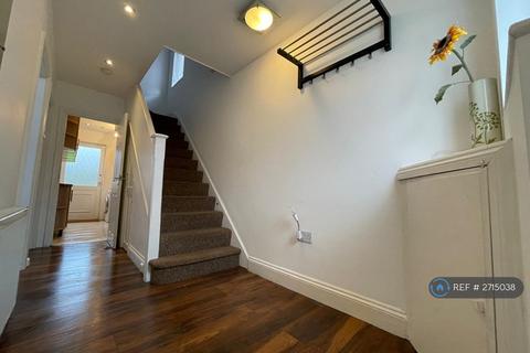 undefined, Belvue Road, Northolt, UB5