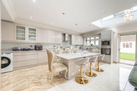 undefined, Lee Road, Perivale, Greenford, UB6