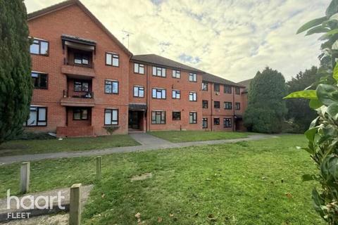 1 bedroom apartment to rent, Clockhouse Road, FARNBOROUGH