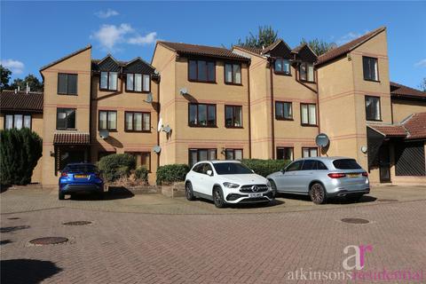 undefined, Cross Road, Waltham Cross, Hertfordshire, EN8