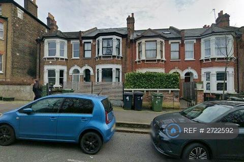 undefined, Avenue Park Road, London, SE27