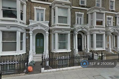 3 bedroom flat to rent, North End Rd, London, W14