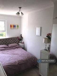 undefined, Avenue Park Road, London, SE27