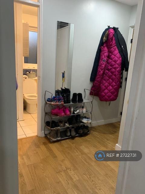 Foyer/Hallway