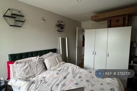 undefined, King Arthur Close, London, SE15