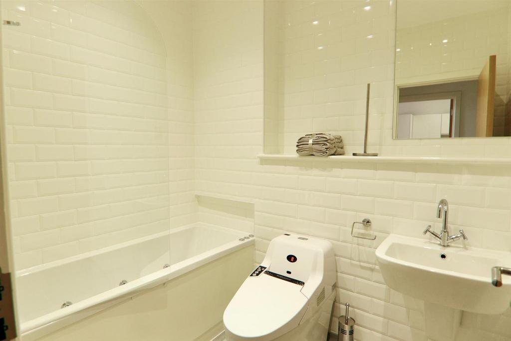 Bathroom.jpeg