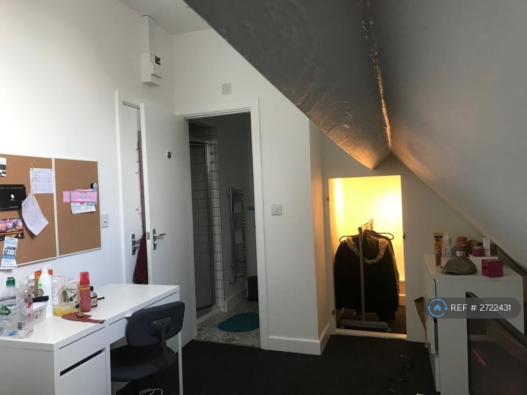 Room 8