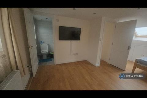 1 bedroom in a house share to rent, Kingsley Road, Harrow, HA2