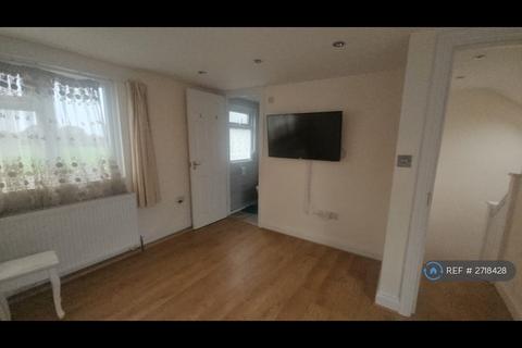 1 bedroom in a house share to rent, Kingsley Road, Harrow, HA2