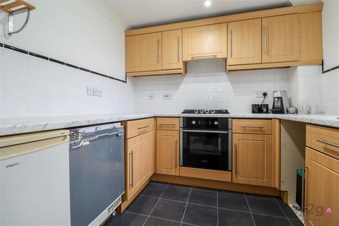 2 bedroom semi-detached house for sale, Deepwell Bank, Halfway, Sheffield, S20