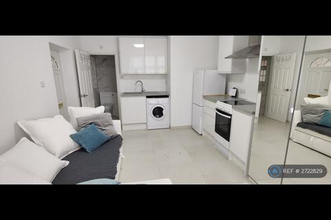 undefined, Flower Lane, London, NW7