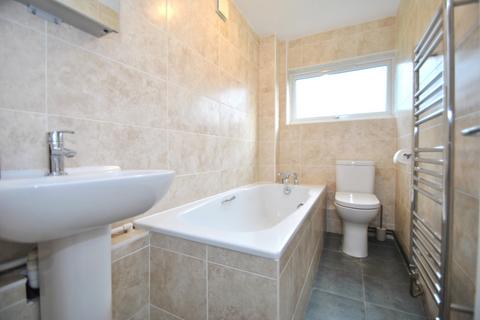 undefined, Hitchin SG4