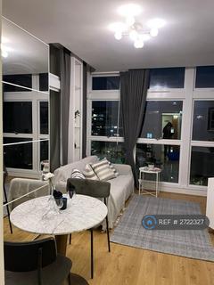 1 bedroom flat to rent, Metro Central Heights, London, SE1