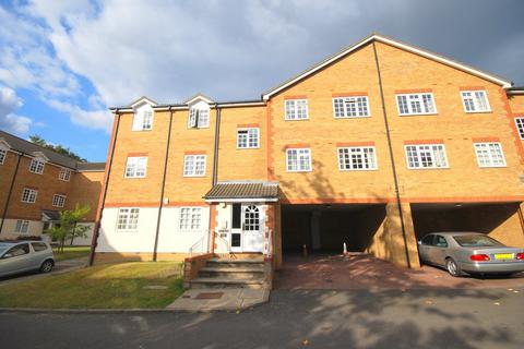 2 bedroom flat to rent, Hanson Close, Beckenham, BR3