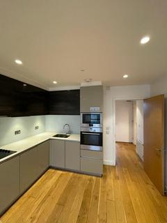 2 bedroom flat to rent, Canningtown,Barking Road E16