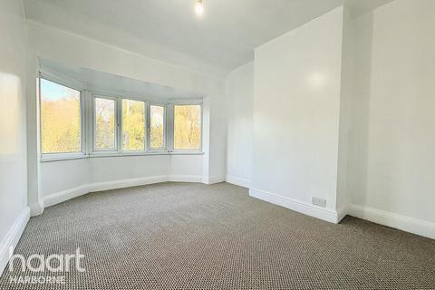 3 bedroom semi-detached house to rent, Norman Road, Bearwood