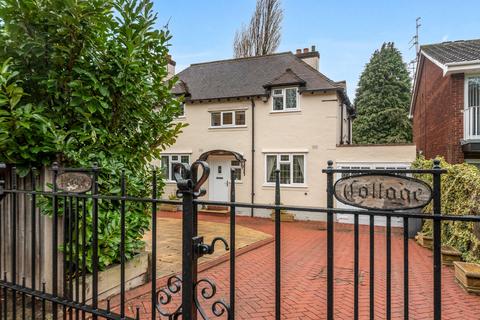 undefined, Penn Road, Wolverhampton, WV4
