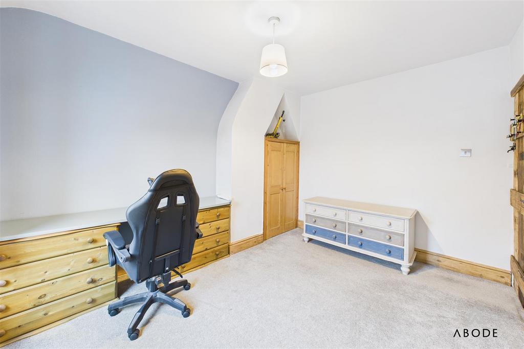 CAM02544 G0-PR0332-STILL016.jpg