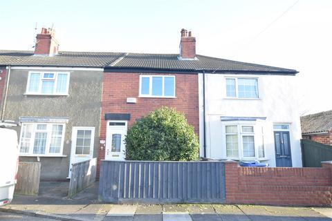 2 bedroom terraced house to rent, Mollison Avenue, Cleethorpes DN35