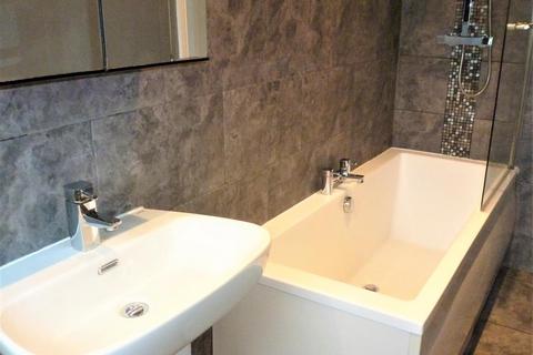 2 bedroom terraced house to rent, Mollison Avenue, Cleethorpes DN35