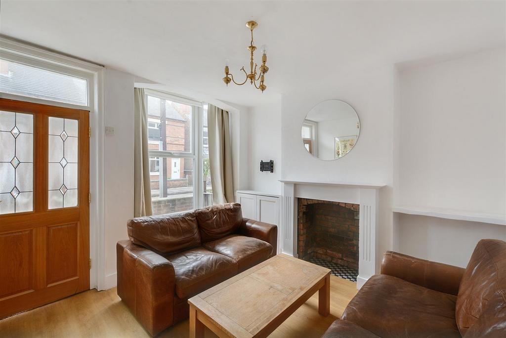 Living Room.jpg
