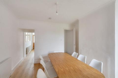 undefined, Trafalgar Road, Beeston Rylands, Nottingham