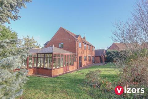 3 bedroom detached house for sale, Hither Green Lane, Abbey Park, Redditch