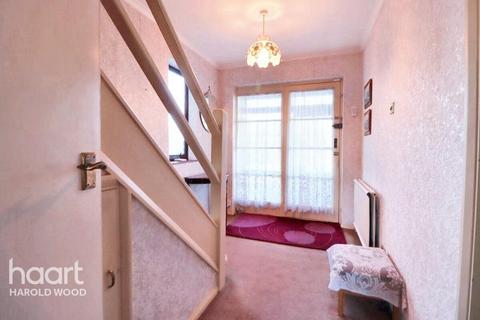 Sackville Crescent, Harold Wood