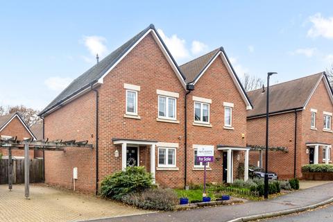 undefined, Beacon Crescent, Burgess Hill, RH15