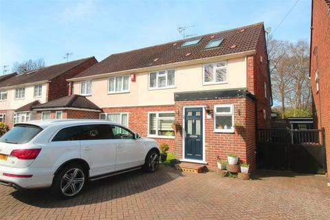 4 bedroom semi-detached house for sale, Crossways, Three Bridges, Crawley