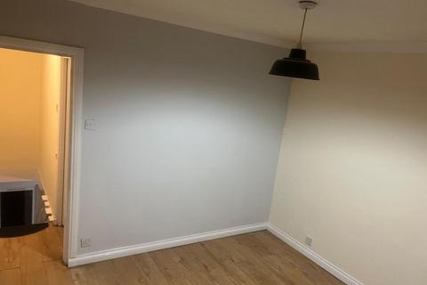 2 bedroom terraced house to rent, Devon Road, Barking, Essex, IG11