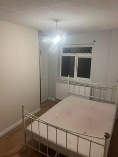 2 bedroom terraced house to rent, Devon Road, Barking, Essex, IG11