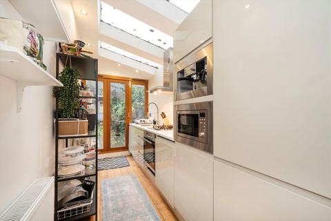 2 bedroom flat to rent, Shirland Road, Maida Vale W9