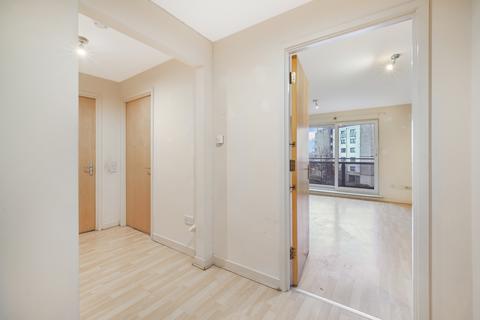 undefined, Flat ,  Hawkhill Close, Edinburgh