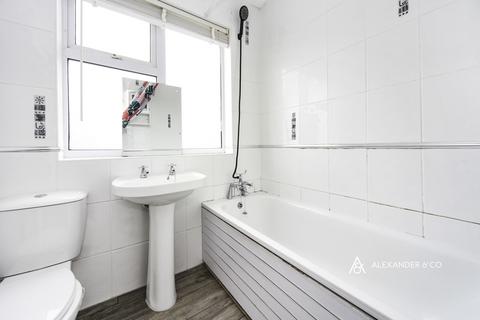 undefined, London Road, Dunstable LU6