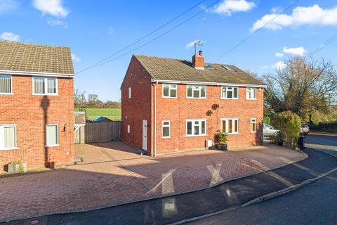 undefined, Worcester WR10