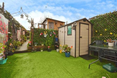 undefined, Laburnum Grove, Bognor Regis, PO22 9HT