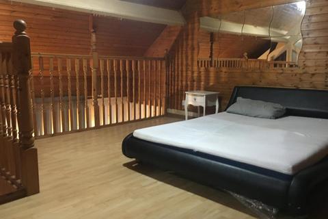 2 bedroom apartment to rent, Barlow Moor Road, Chorlton, Manchester, M21