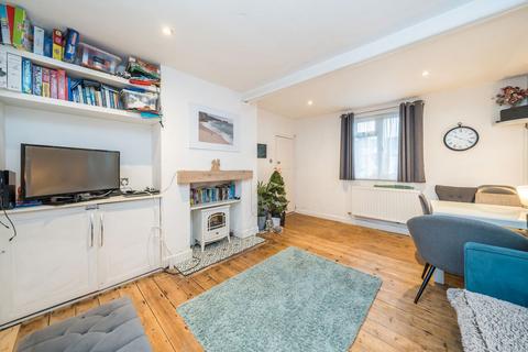 undefined, Dawes Avenue, Old Isleworth TW7
